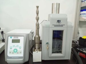 Звукоизоляционный камерный ультразвуковой гомогенизатор для дисперсного нанопорошка